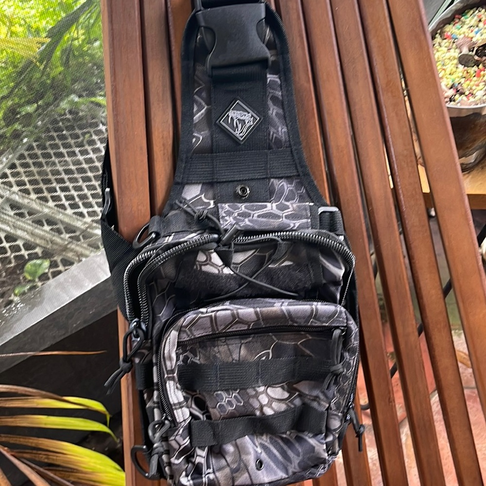 Crossbody tactical bag